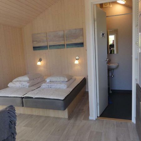 Tornby Strand Camping Cottages Хиртсхальц Экстерьер фото